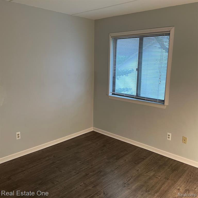 7220 BLUEWATER Drive, Clarkston, MI 48348 — Photo 19