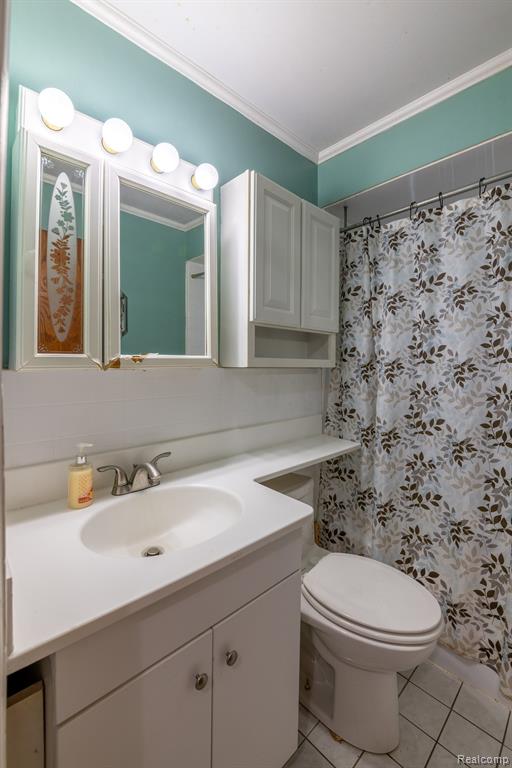 8374 MAYFAIR Street, Taylor, MI 48180 — Photo 7