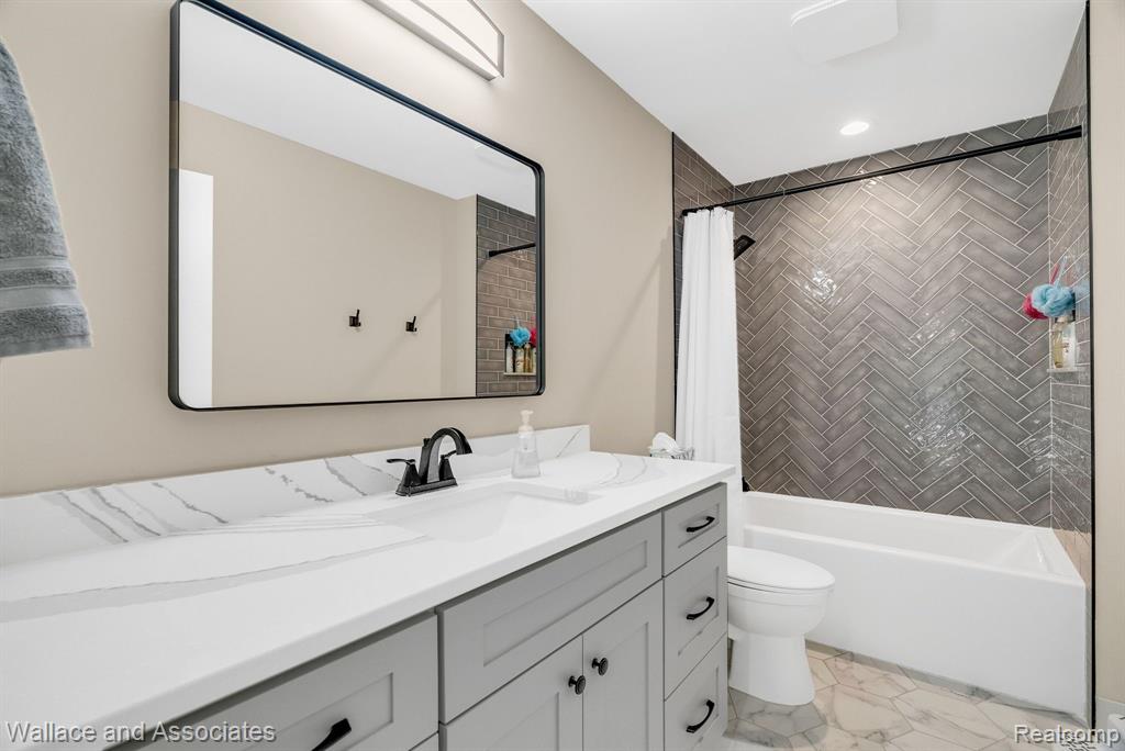 7581 Jorden Rd., Brockway, MI 48097 — Photo 51