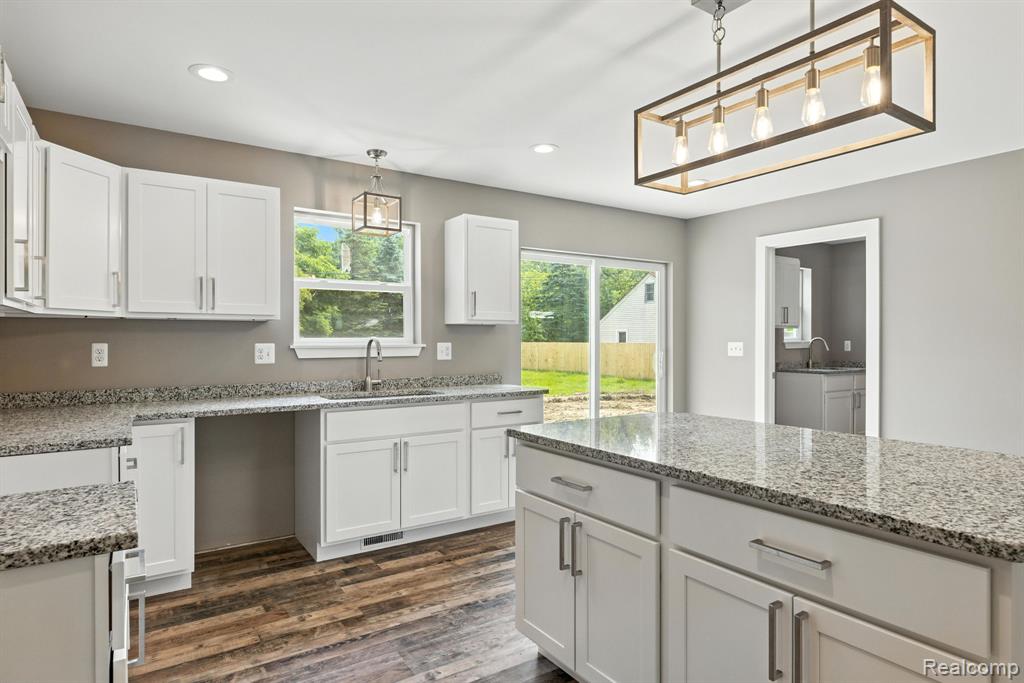 108 N Lester Street, Capac, MI 48014 — Photo 8