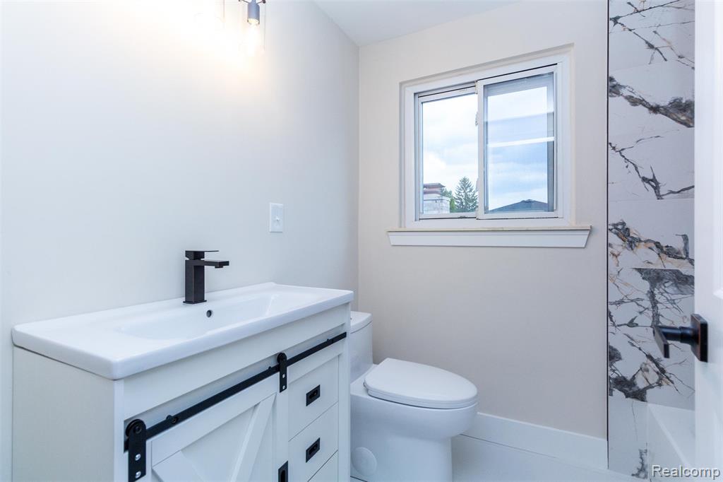 46376 Meadow Lane, Macomb, MI 48044 — Photo 26