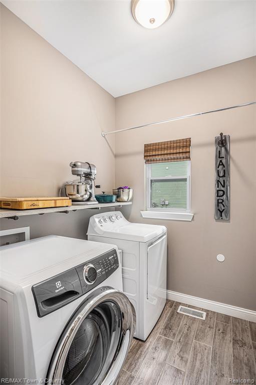 1535 Woodlake Lane, Grand Blanc, MI 48439 — Photo 13
