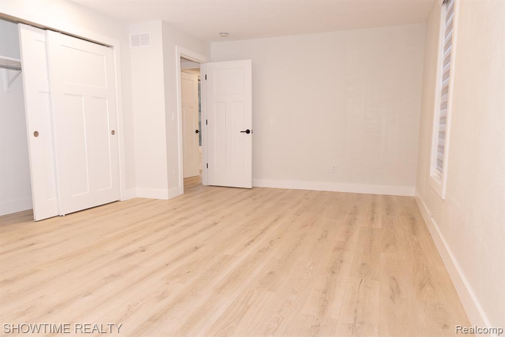 45626 Wakefield Street, Shelby Twp, MI 48317 — Photo 20