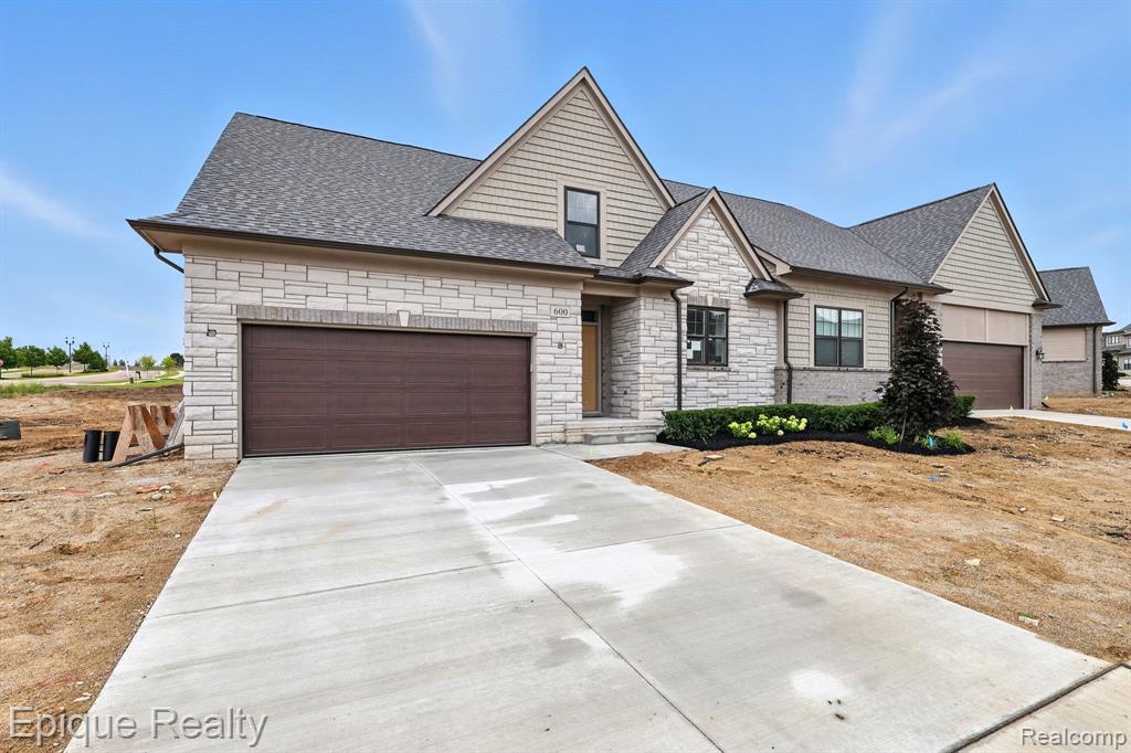 600 Cornerstone Drive, Oxford, MI 48371 — front exterior