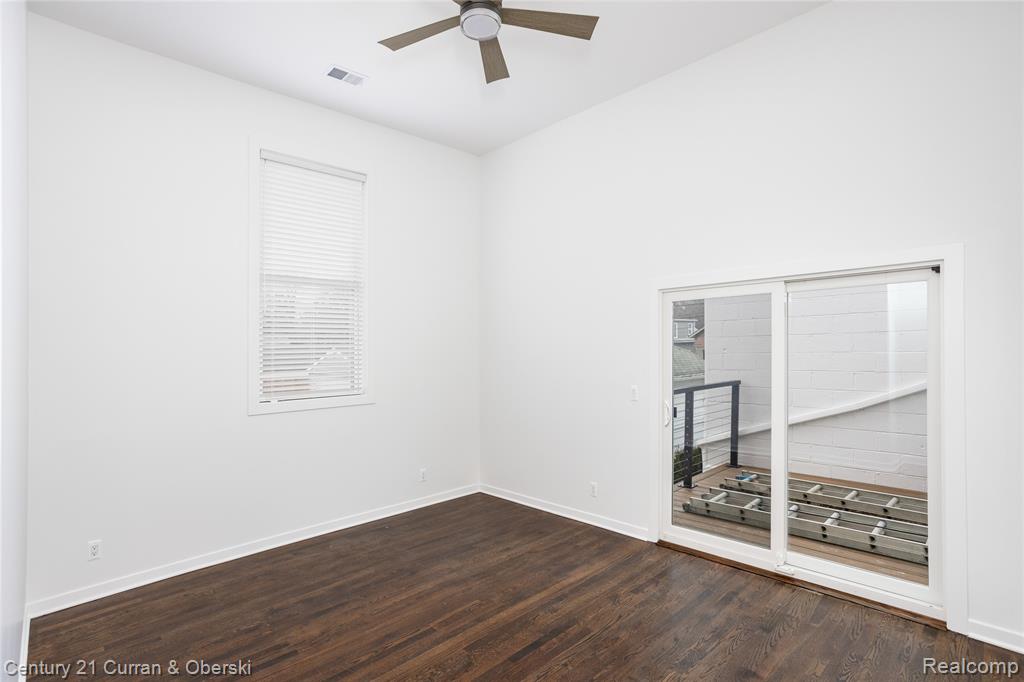 549 E Marshall Street, Ferndale, MI 48220 — Photo 5