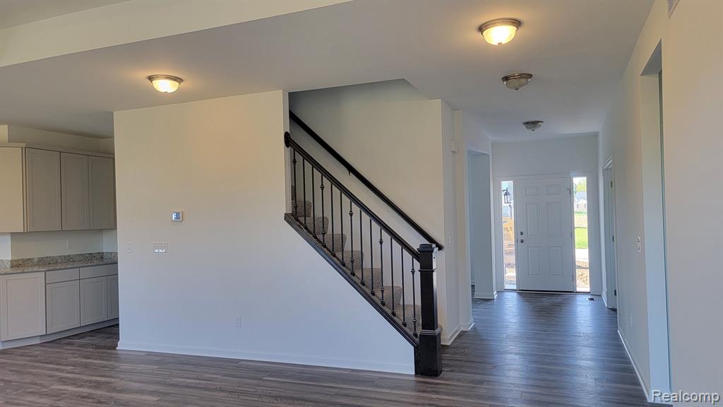 26831 International Drive, South Lyon, MI 48178 — Photo 4
