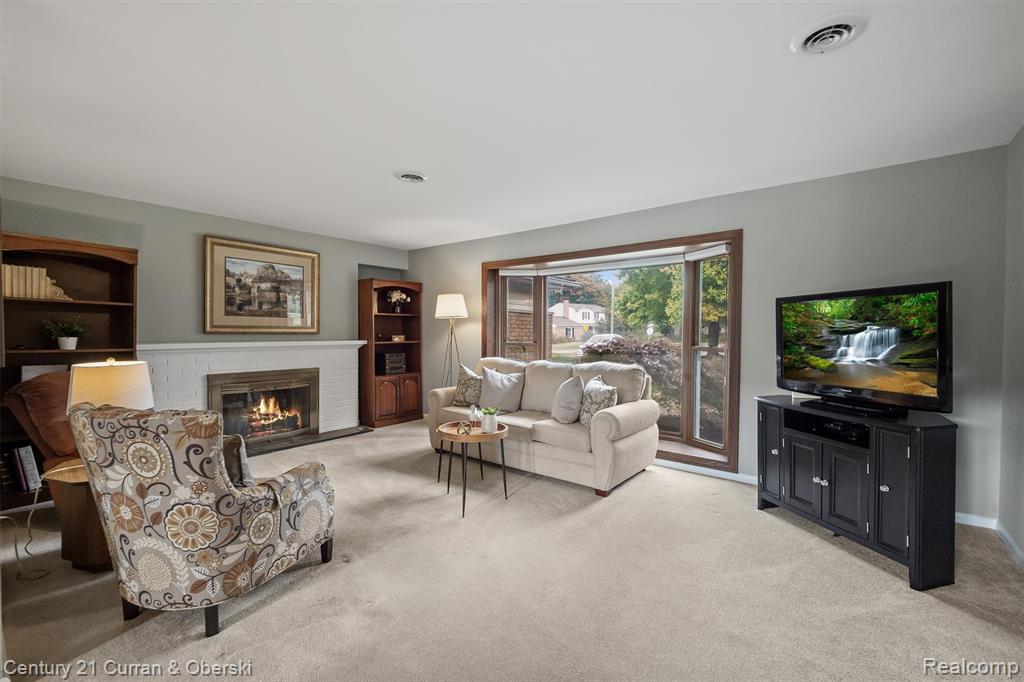 47245 Battleford Lane, Northville, MI 48167 — Photo 8
