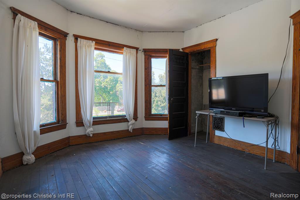 762 W GRAND Boulevard, Detroit, MI 48216 — Photo 21