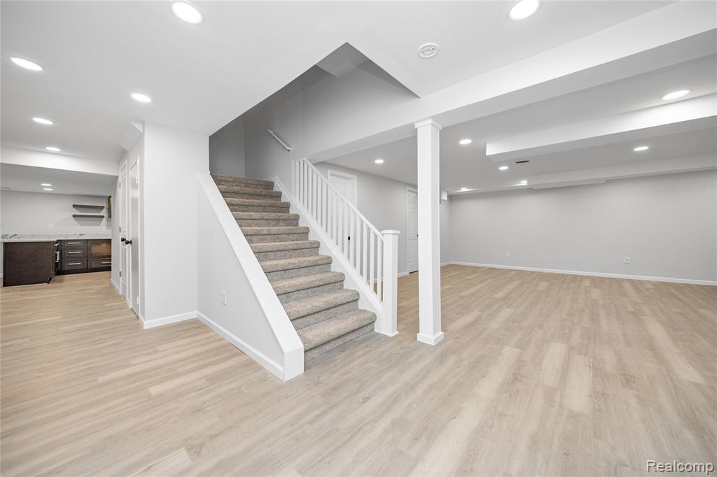 4695 Maura Lane, West Bloomfield, MI 48323 — Photo 39