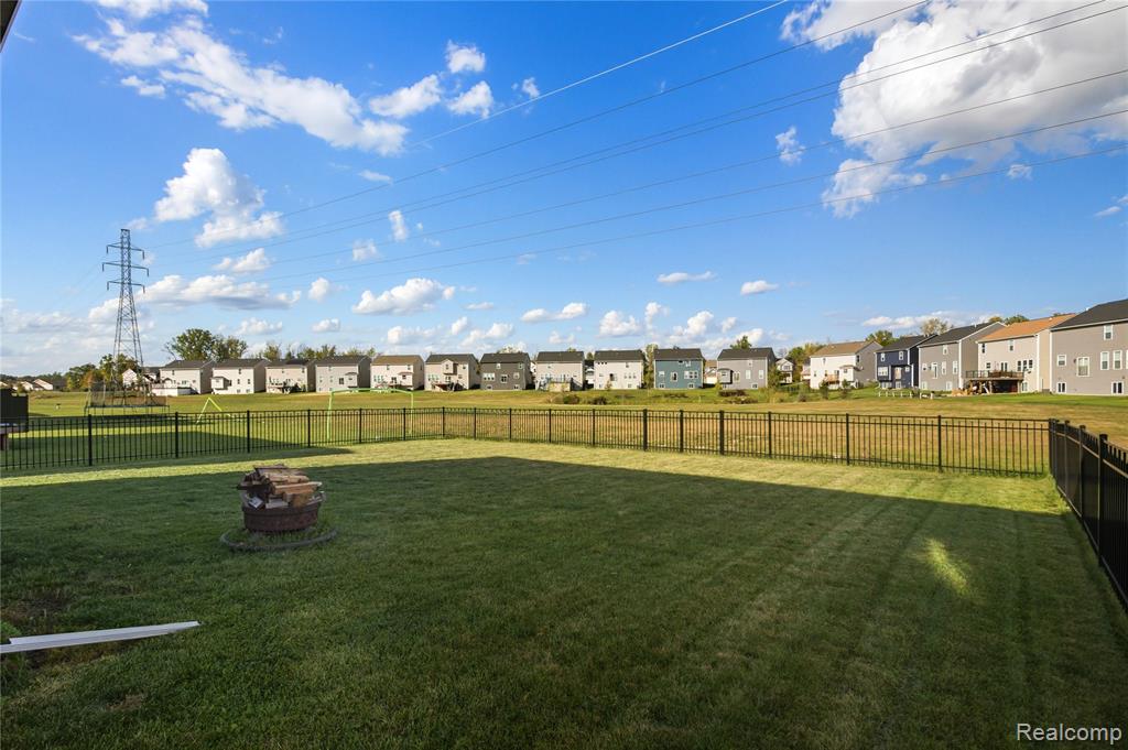 6667 Maplelawn Drive, Ypsilanti, MI 48197 — Photo 26