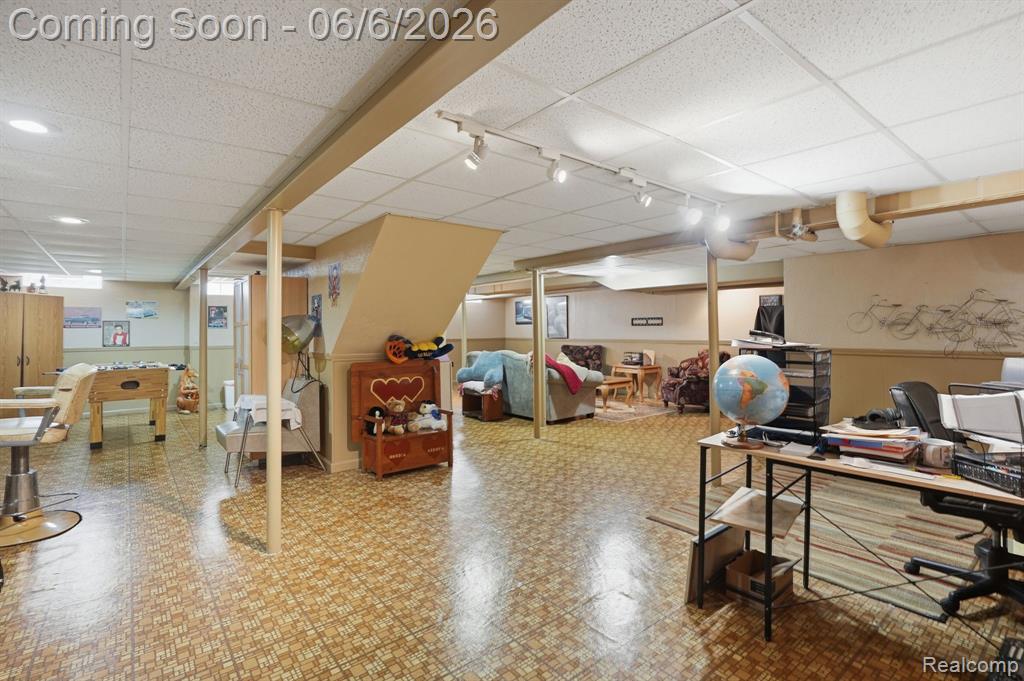 42321 Royal Lane, Clinton Twp, MI 48038 — Photo 25