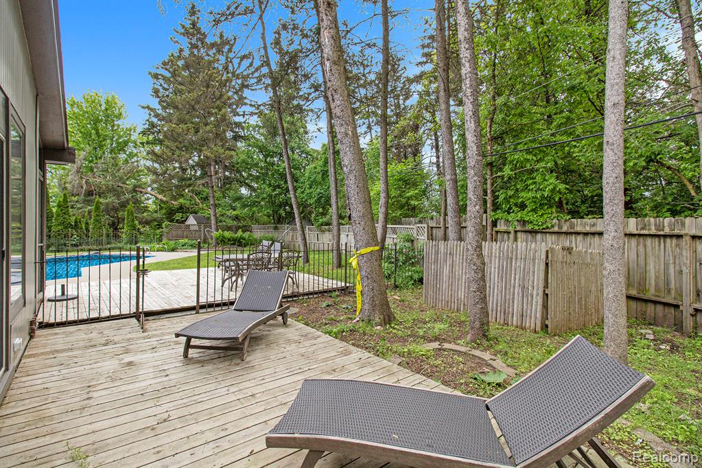 7831 Caberfae Trail, Clarkston, MI 48348 — Photo 20