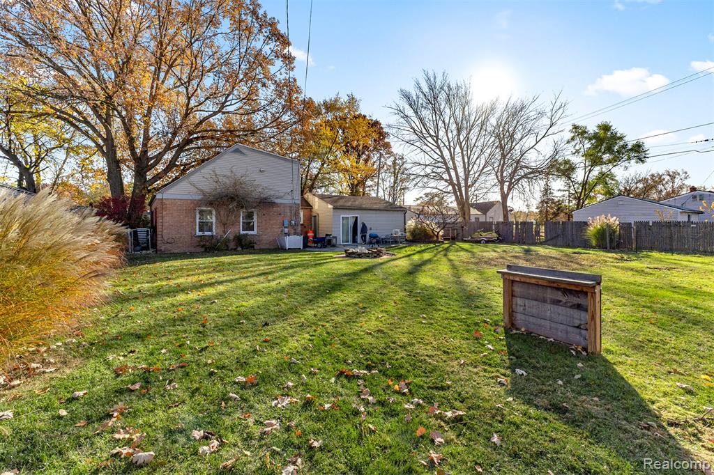 4494 Huron Street, Dearborn Heights, MI 48125 — Photo 32