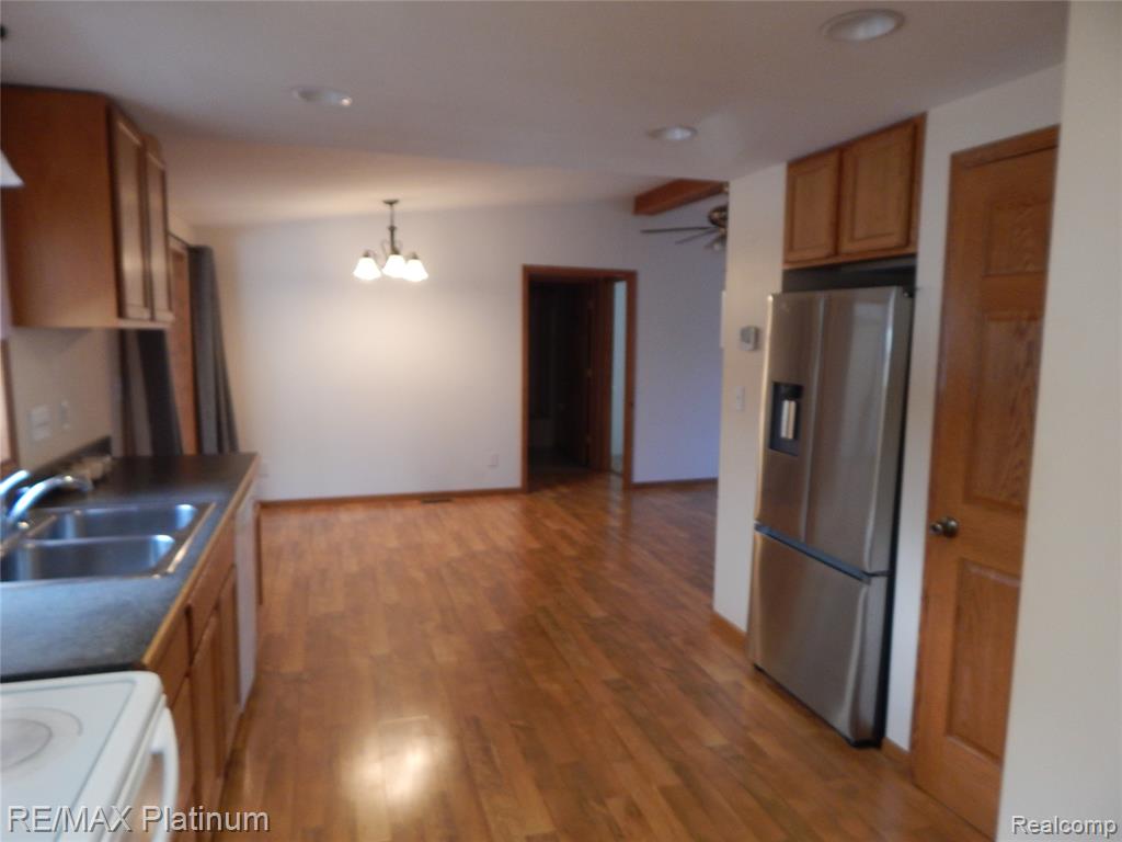 10321 E Lovejoy Road, Perry, MI 48872 — Photo 19