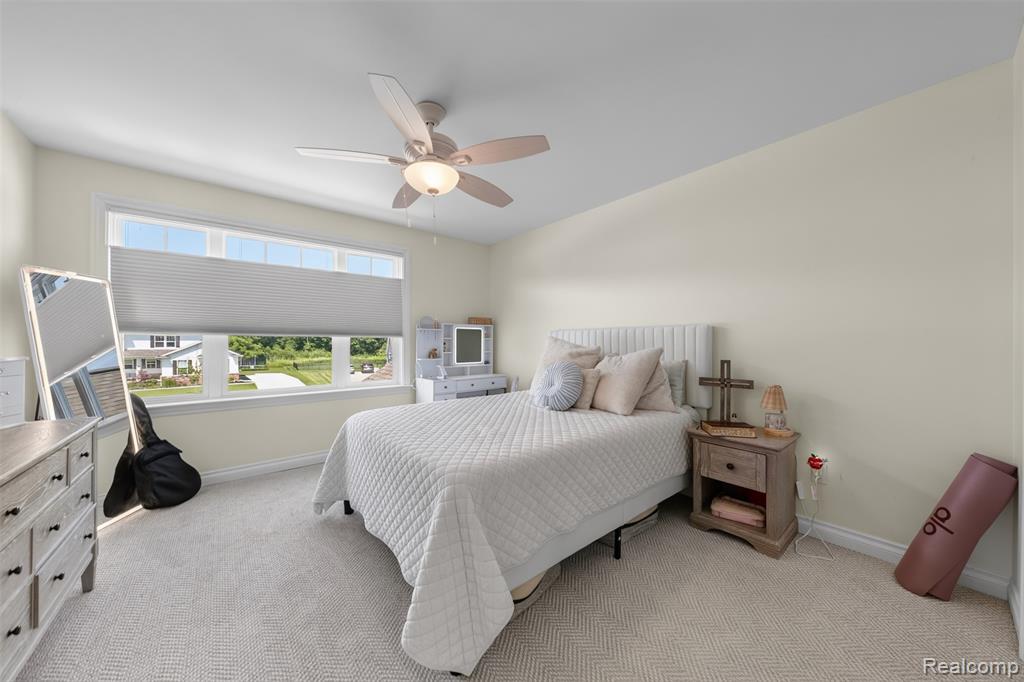 2429 Walnut View Dr, Howell, MI 48855 — Photo 13