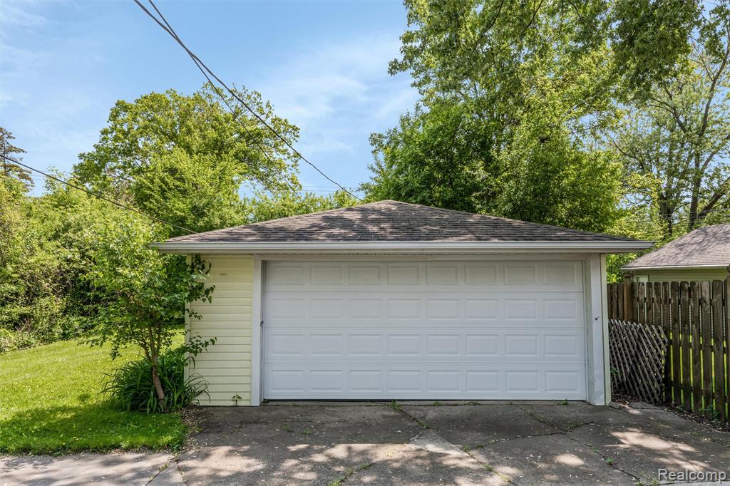 4410 Rosewold Avenue, Royal Oak, MI 48073 — Photo 32