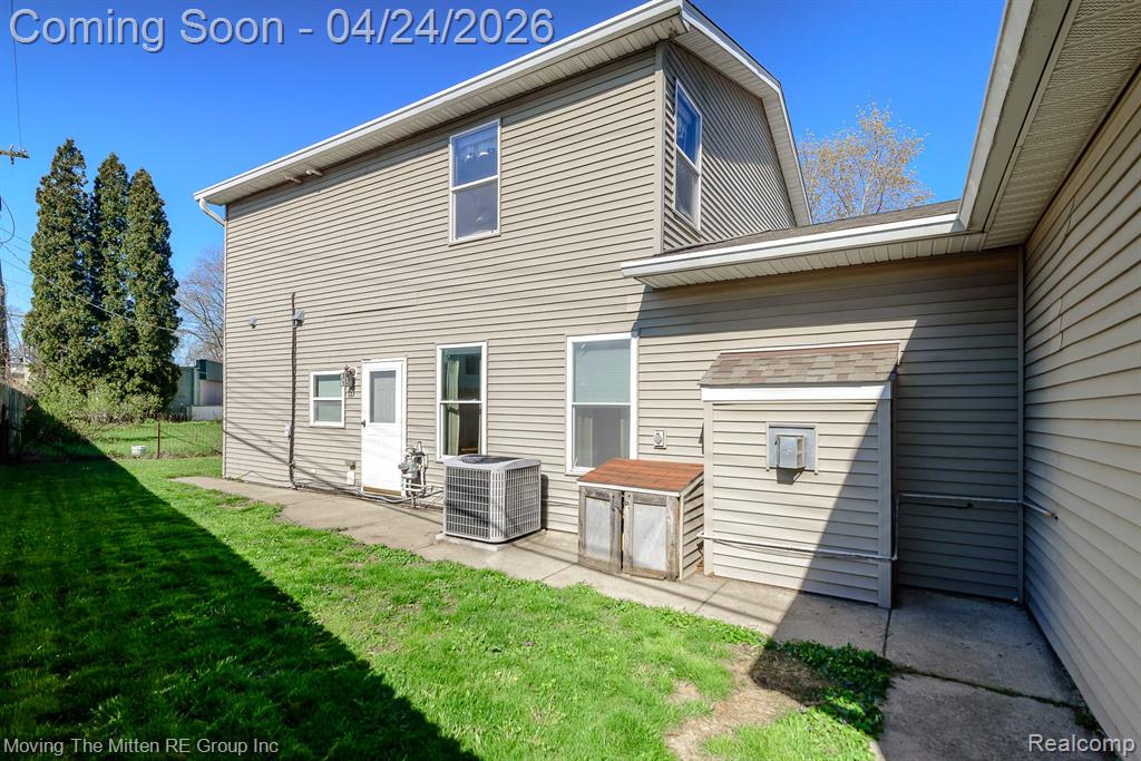 40 Potter Drive, Belleville, MI 48111 — Photo 31