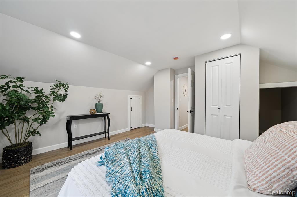 921 N EDGEWORTH Avenue, Royal Oak, MI 48067 — Photo 17