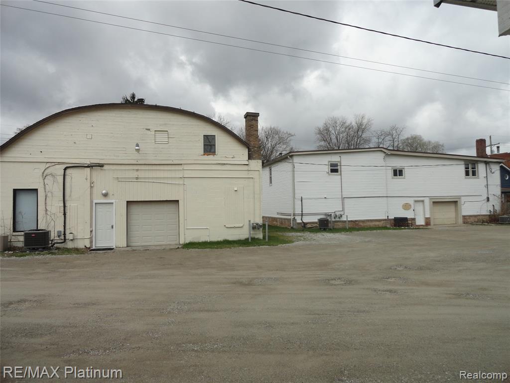 3552 Avon Street, Hartland, MI 48353 — Photo 20