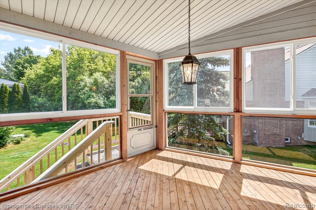 16502 Cypress Court, Northville, MI 48168 — Photo 51