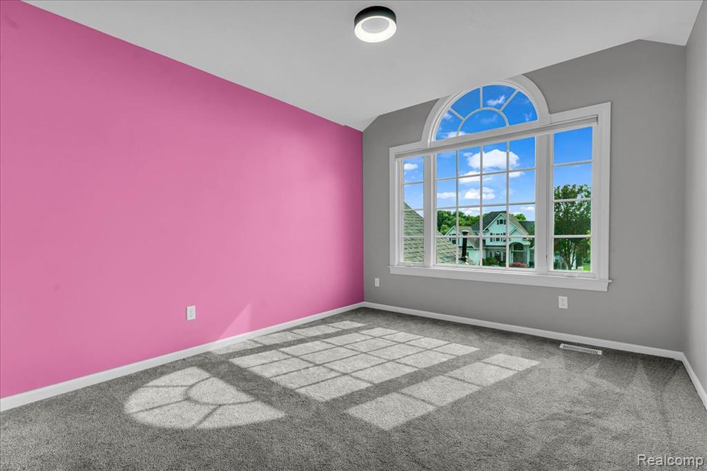 8327 Parkside Drive, Grand Blanc, MI 48439 — Photo 28