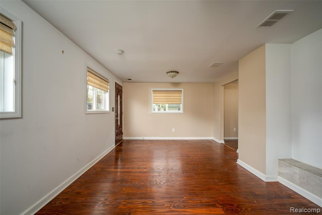 7203 Aspen Road, Lexington, MI 48450 — Photo 5
