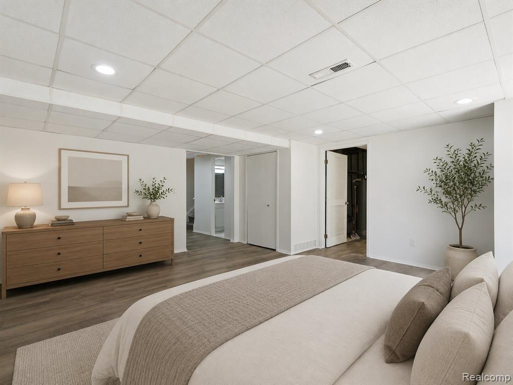 7058 Elmhurst, 1, West Bloomfield, MI — Photo 18