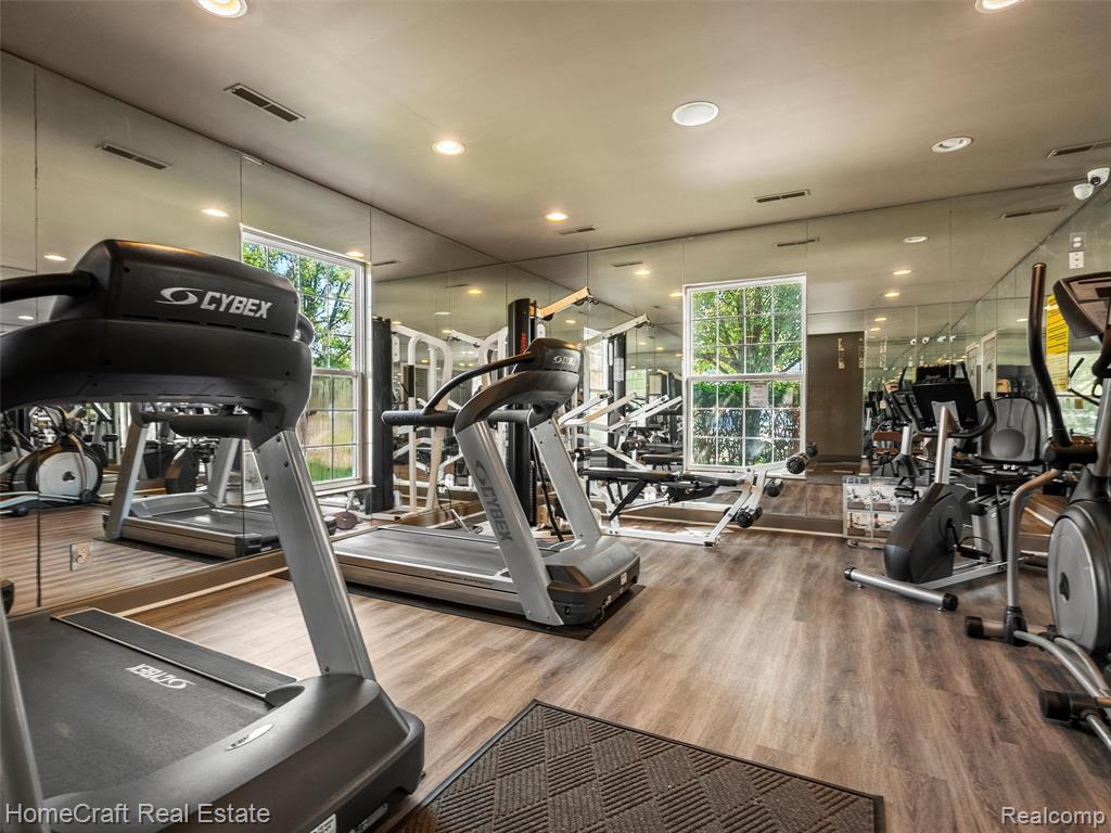 16880 DOVER Drive, 120, Northville, MI 48168 — Photo 29