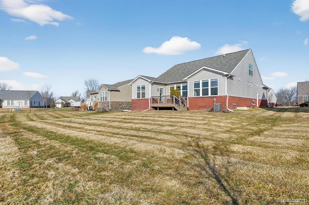 50195 Alden, Canton, MI 48188 — Photo 52