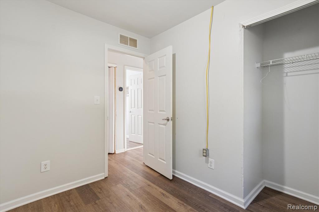 803 Dorset Avenue, Ypsilanti, MI 48198 — Photo 12