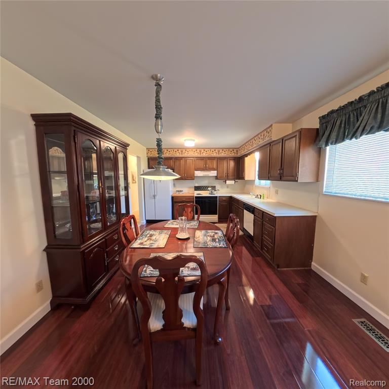2104 Whittier Road, Ypsilanti, MI 48197 — Photo 27