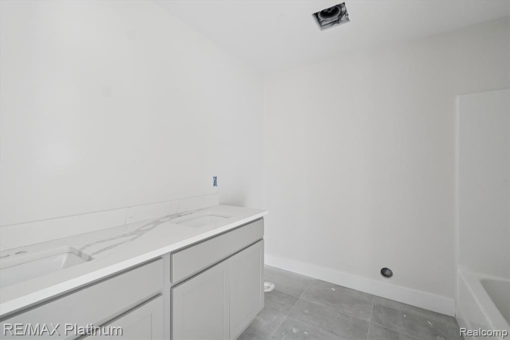 3321 Outback Trail, Pinckney, MI 48169 — Photo 49