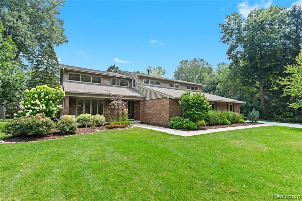 6678 Johnathon, Troy, MI 48098 — Photo 3