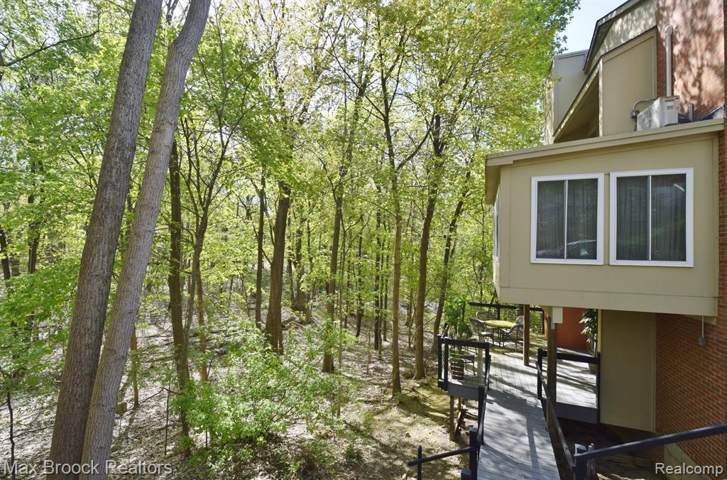 1030 STRATFORD PLACE, # 12, Bloomfield Hills, MI 48304 — Photo 2