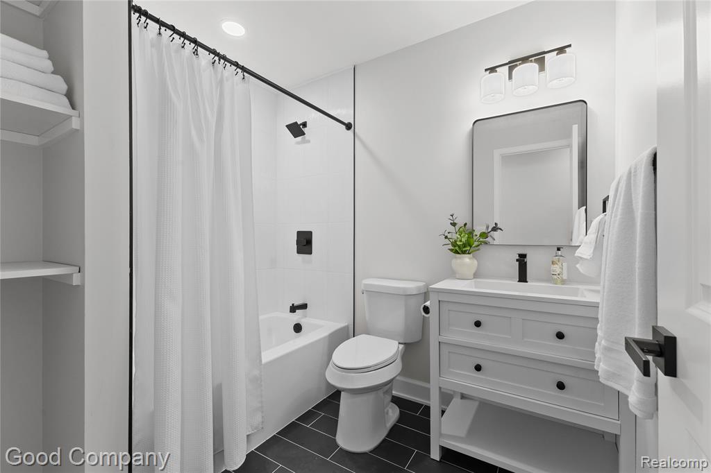 28280 Roy Street, Saint Clair Shores, MI 48081 — Photo 29