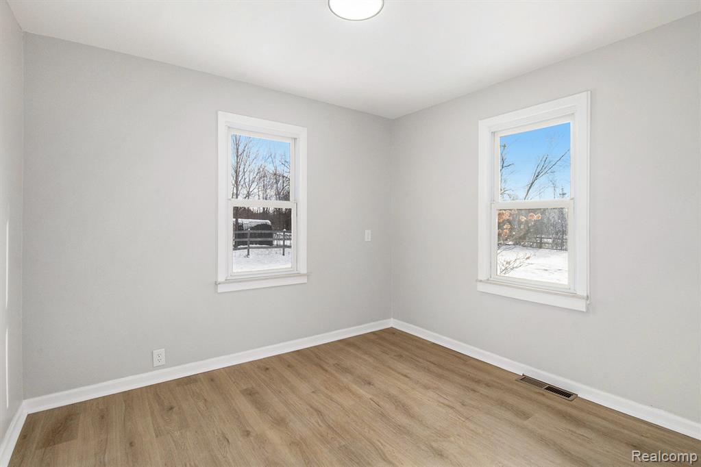 5901 Burdick Road, Lapeer, MI 48446 — Photo 12