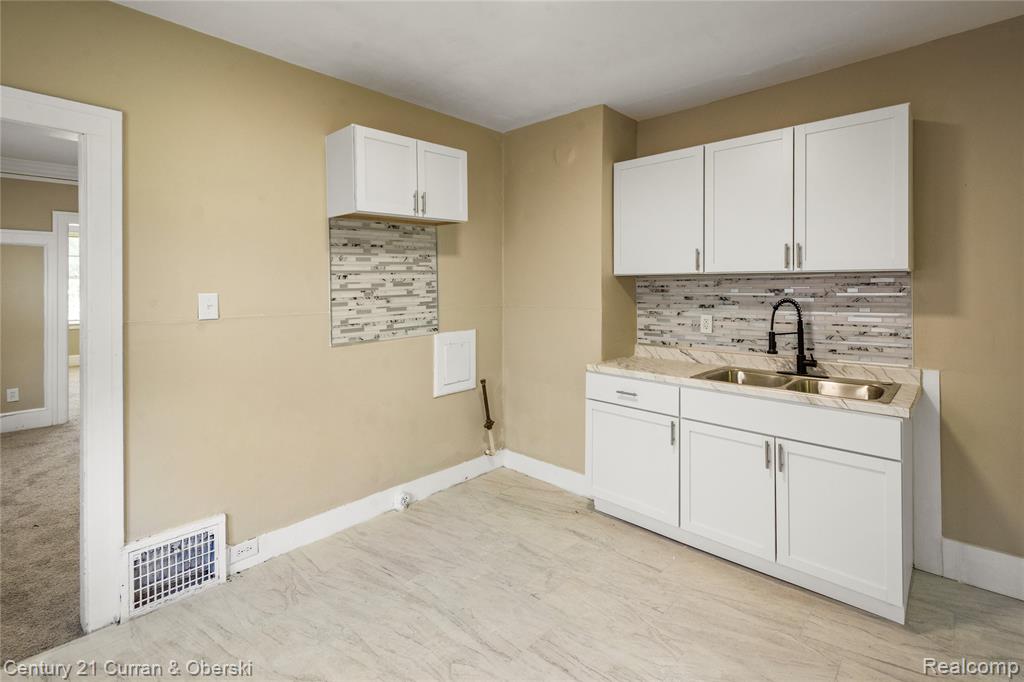 483 Philip Street, Detroit, MI 48215 — Photo 19