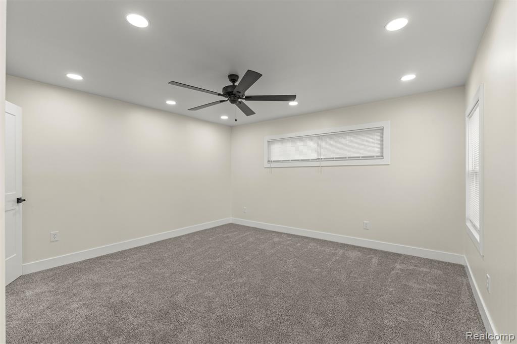 836 Garden Street, Garden City, MI — Photo 21
