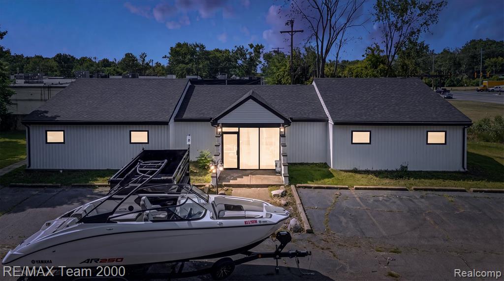 6971 Merriman Road, Romulus, MI 48174