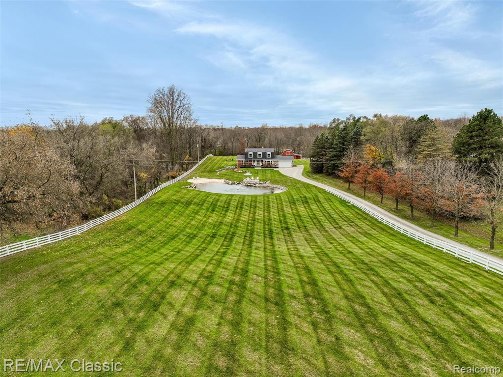 8173 Earhart Road, South Lyon, MI 48178 — Photo 87