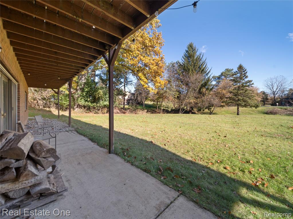 9755 Annabelle Court, South Lyon, MI 48178 — Photo 26