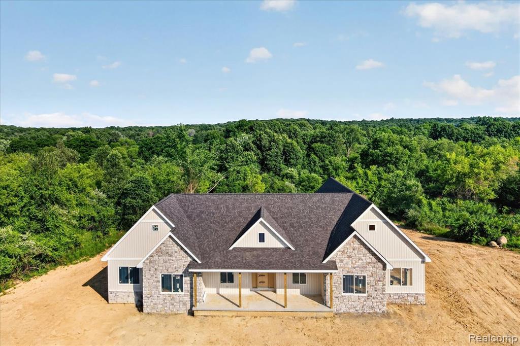 5000 Metamora Ridge, Metamora, MI 48455 — front exterior