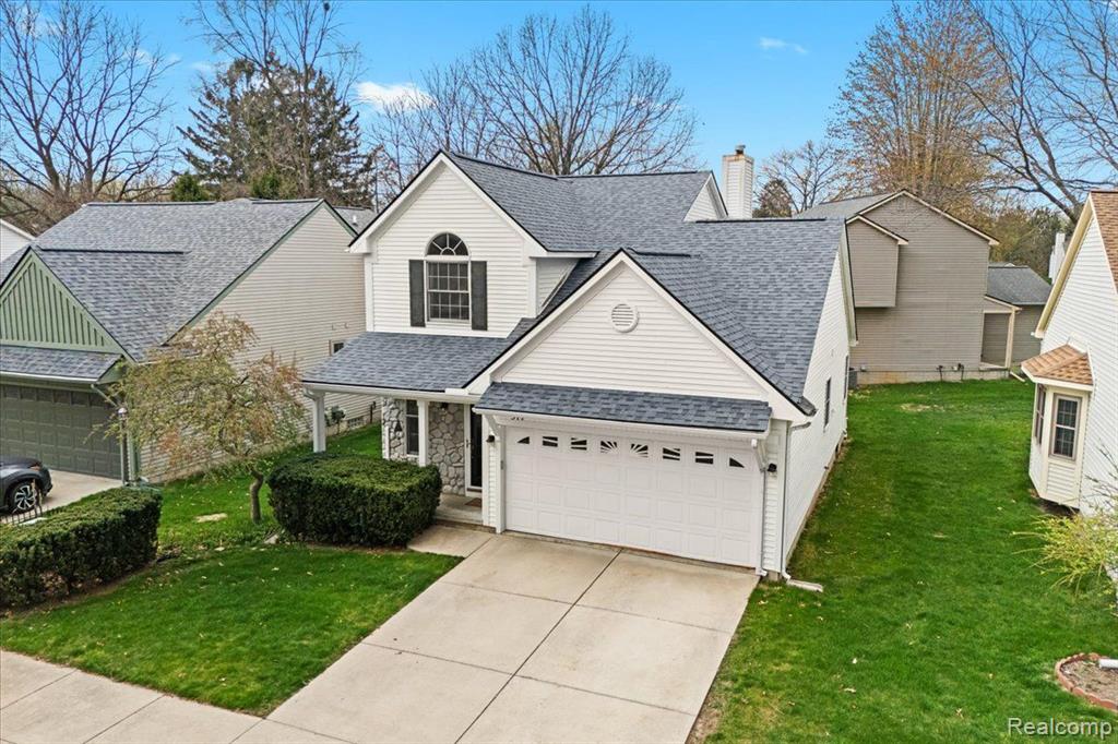 514 MILL POND Drive, Fenton, MI 48430 — Photo 2
