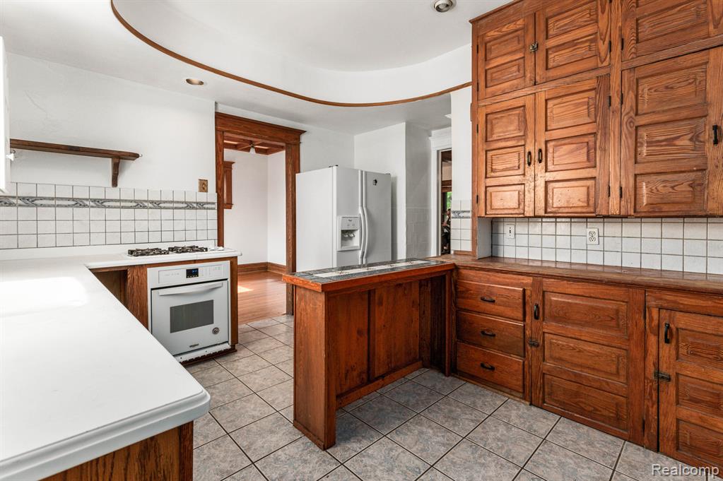 3937 AVERY Street, Detroit, MI 48208 — Photo 11