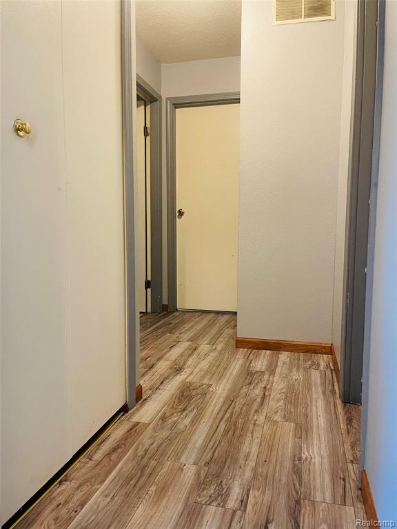 6131 Western Drive, 45, Saginaw, MI 48638 — Photo 23