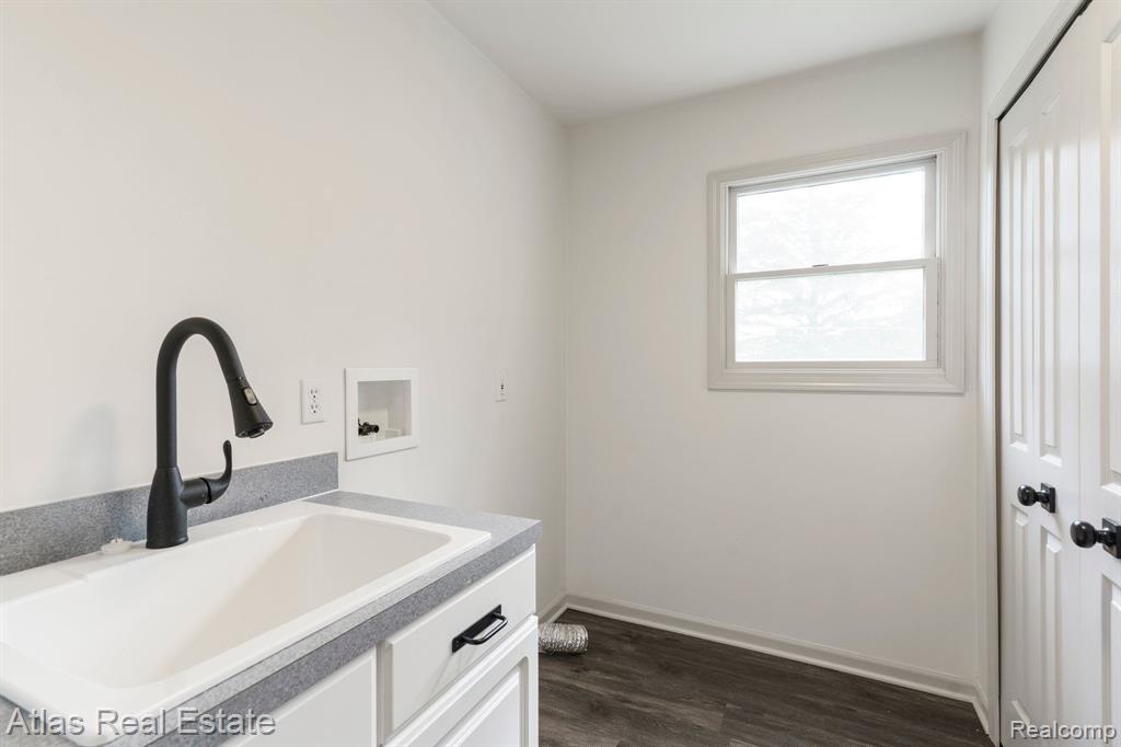 7371 BURPEE Road, Grand Blanc, MI 48439 — Photo 31