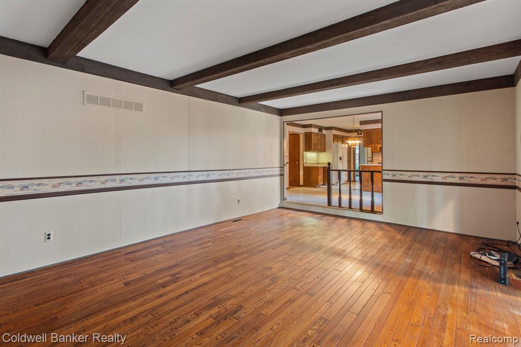16235 WINCHESTER Drive, Northville, MI 48168 — Photo 27