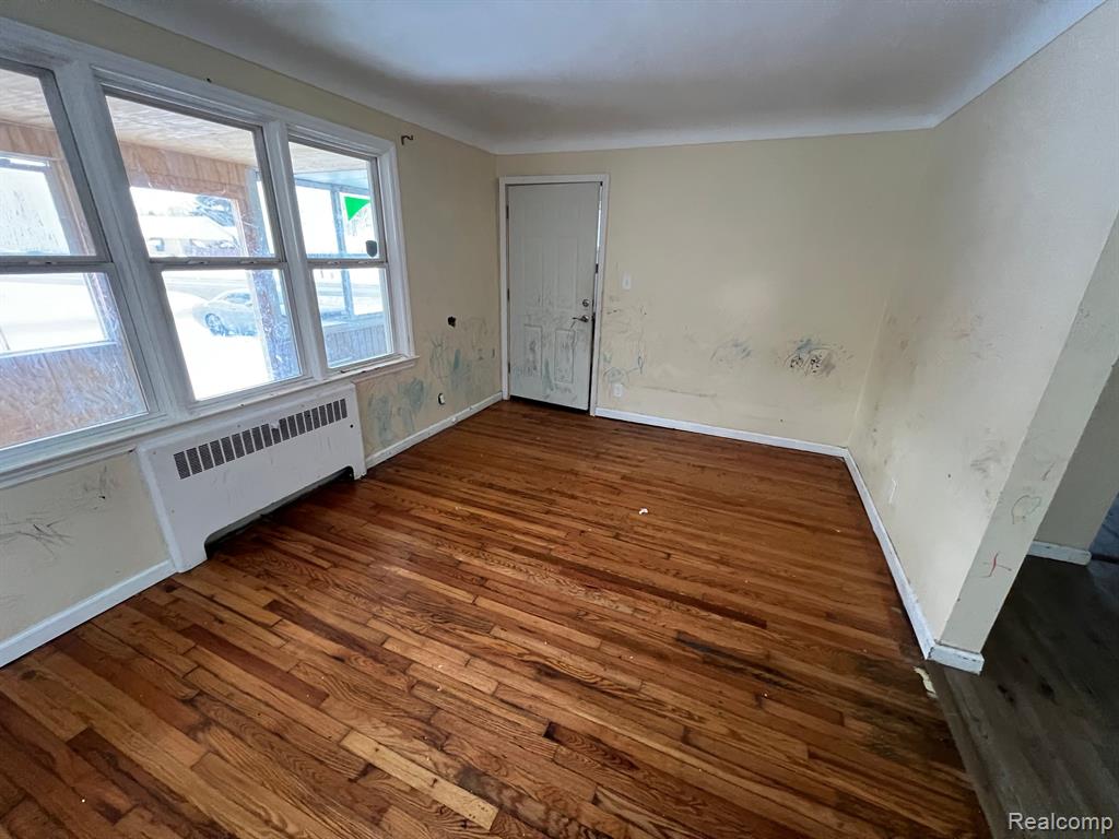 630 COPEMAN Boulevard, Flint, MI 48503 — Photo 9