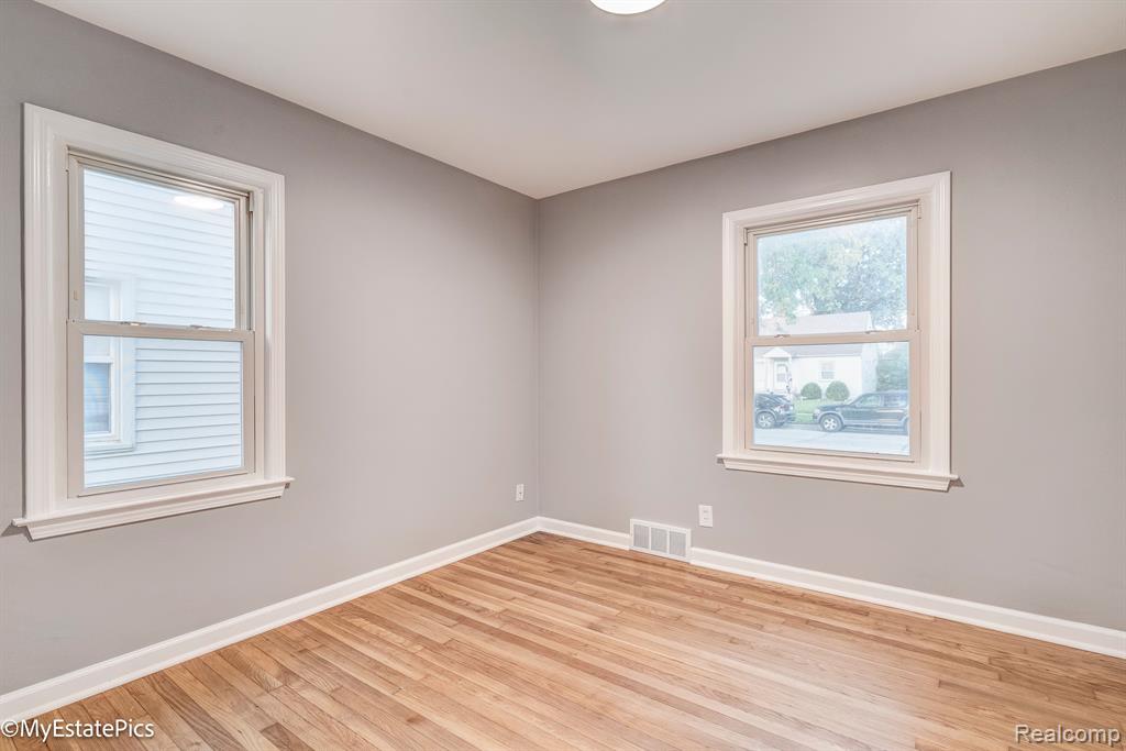 6151 HELEN Street, Garden City, MI — Photo 23