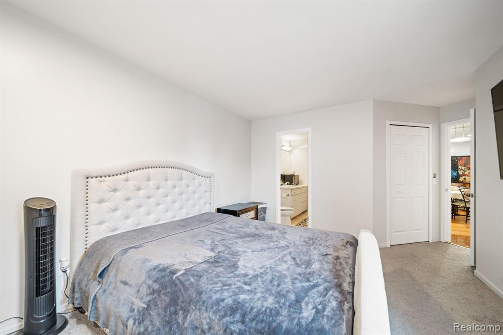 6540 RIDGEFIELD Circle, 204, West Bloomfield, MI — Photo 14